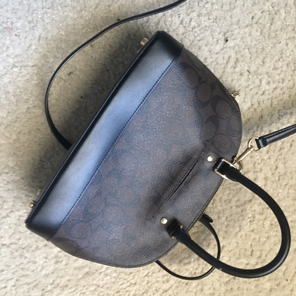 COACH HANDBAG - Picture 5 of 6